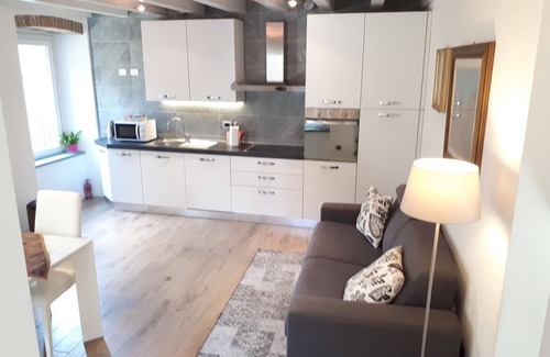 Peschiera Maraglio Apartment | Three-room apartment sleeps 6 in Monte Isola