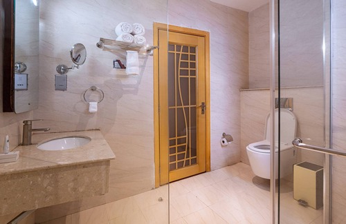 Meru Hotel | Three Steers Hotel