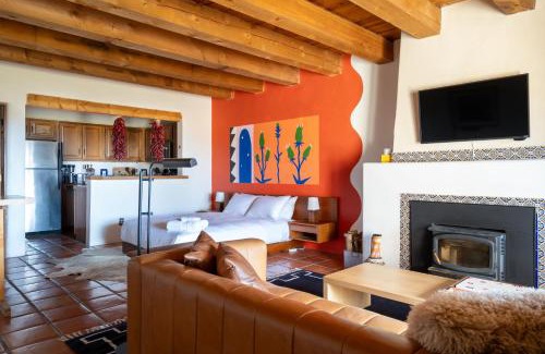 Arroyo Seco House | Three Studios At Canyon Base - 15min To Ski