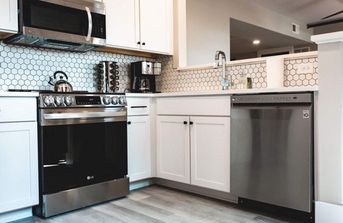 Jonesville Apartment | Three Trails Downtown Elkin, 3 Bedroom Loft, Ground Floor