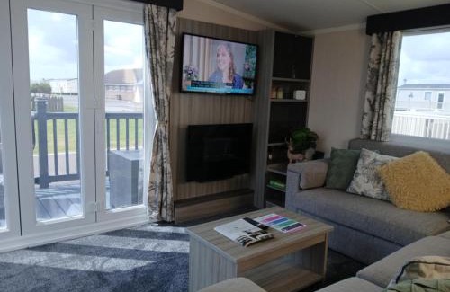 Skegness House | Thrillseeker - next to Fantasy Island, Ingoldmells, dog friendly