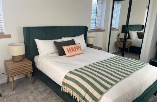 Wick Villa | Thrumster Lodges - 3 Luxurious Self Catering Lodges on the NC500, 2 with Hot Tubs