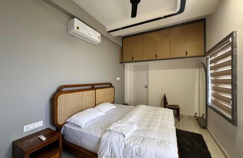 Pollachi Apartment | Thulasi Avenue Inn