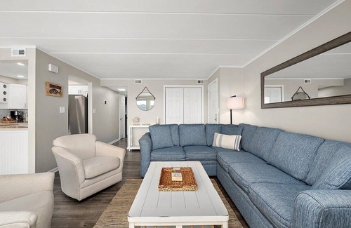 Midtown Ocean City Condo | Thunder Island Condo - Beautiful 2 BR 2 BA Next to Convention Center