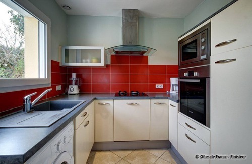 Plomodiern House | Ti forn - PLOMODIERN