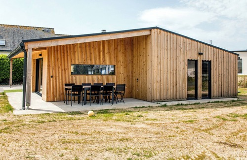 Cleder House | Ti Koat Don, new wooden house 5 minutes walk from the beach