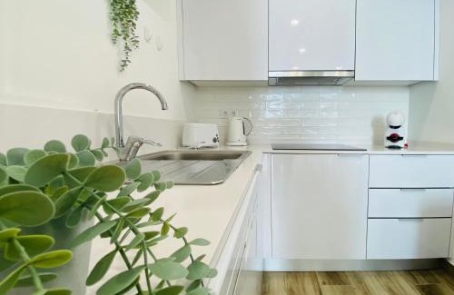 Fuseta House | Tia Anica House I - apartment with terrace in central Fuseta beach village