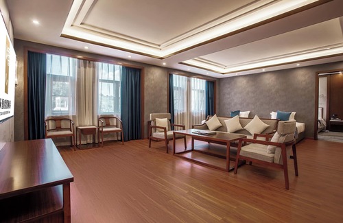 Xixiu District Hotel | Tianjiao Holiday Hotel