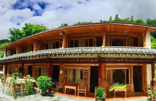 Hutiaoxia House | Tibet Guest House