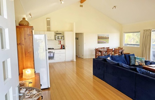 Shadforth House | Ticketyboo: Peaceful with sweeping views