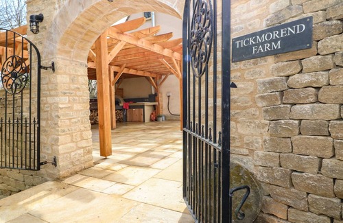 Inchbrook House | Tickmorend Farm