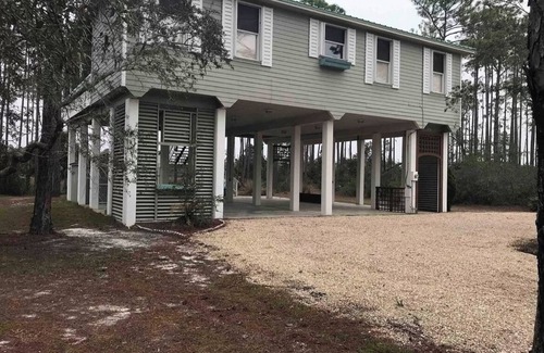 Panacea House | Tide Creek Lookout- Entire Home- 3 Bedrooms, 6 Beds