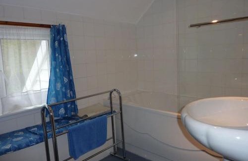 Trebarwith Strand House | Tides Reach - Trebarwith Strand - North Cornwall - Sleeps 4 - 6