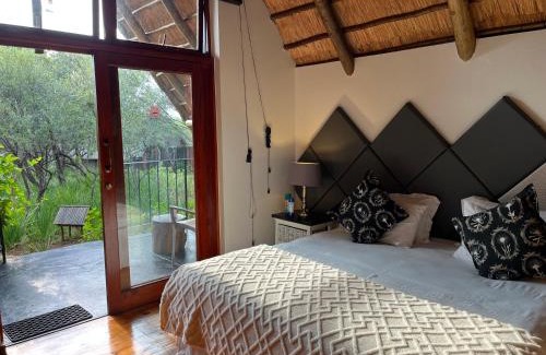 Maanhaarand Bed & Breakfast | Tidimalo Lodge