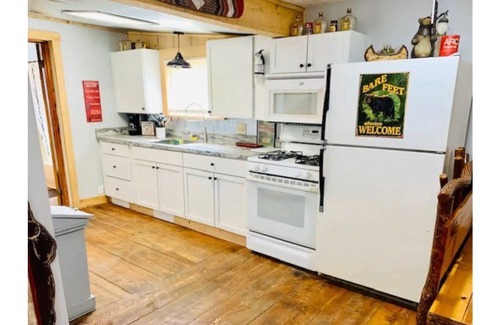 Tidioute House | Tidioute BEARS DEN- River Access Allegheny River
