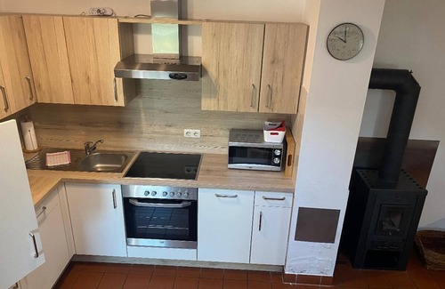 Zandt Apartment | Tie-friendly vacation home with garden and infrared sauna