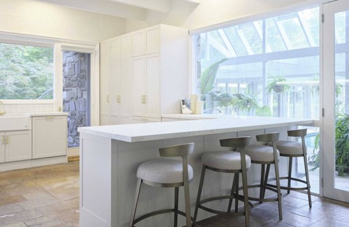 Mount Macedon House | Tieve Tara Summary: E