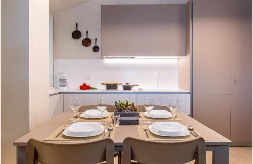 Burano House | Tiffany Silver