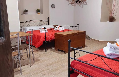 Verbicaro Bed & Breakfast | Tik Tak : triple room