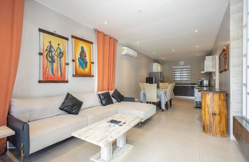 Gomoa Fetteh Hotel | Tills Beach Hotel
