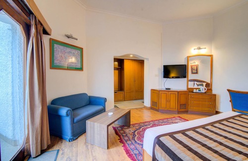Kumarhatti Hotel | Timber Trail Resort