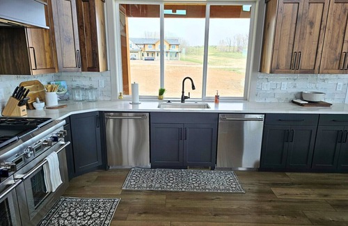 Fish Haven House | Timberhaven Cabin | Bear Lake Retreat | Sleeps 40+