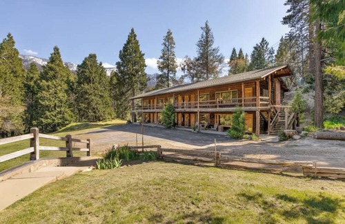 Springville House | Timberline Retreat Camp Nelson Lodge #3