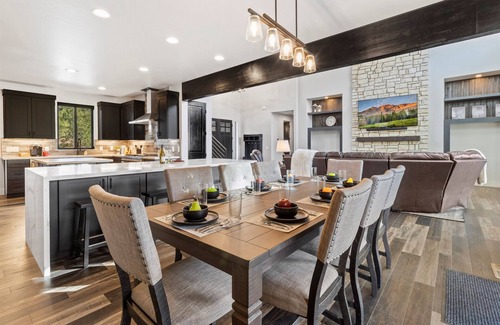 Torreon Cabin | Timberstone Lodge | King Beds~Fireplace~EV Charger