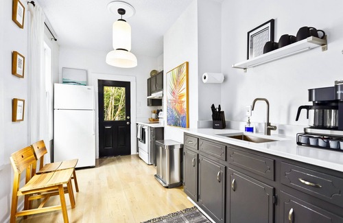 Old Fourth Ward House | Timeless Elegance Meets Boho Bliss | Luxury Duplex by Beltline & Downtown ATL