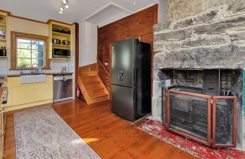 Waipu House | Timeless Retreat, an iconic landmark steeped in history, opposite Waipu Caves!