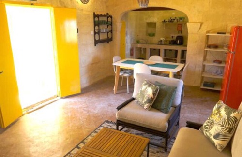 San Lawrenz House | Timeless Village Hideaway