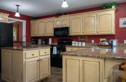 Russellville House | Timothys Timber Haven