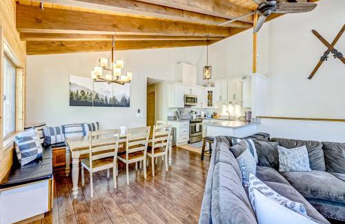 Tahoe Village House | Tina Court Retreat