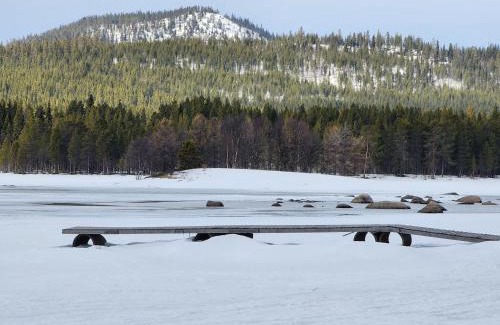 Arjeplog O Villa | Tina Huse