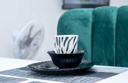 Kisumu Apartment | Tina's 1 BR Apartment with Fast Wi-Fi, Parking and Netflix - Kisumu