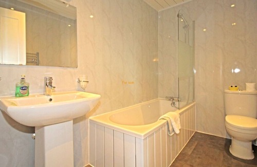 Erbusaig Hotel | Tingle Creek Hotel