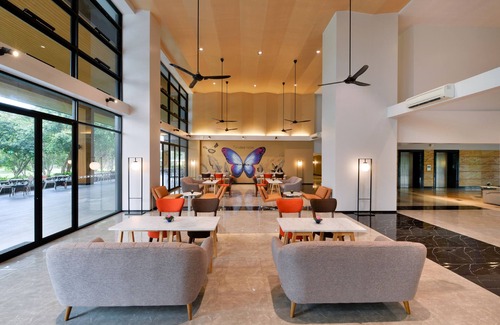 Bang Kadi Hotel | Tinidee Hotel Bangkok Golf Club