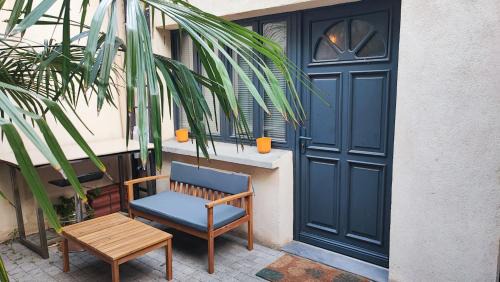 Louis Bertrand-Mirabeau-Semard Apartment | Tiny&Green House 2