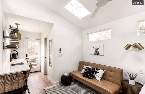 Austin House | TiNy HoMe-10min S Congress/Barton Springs/Downtown