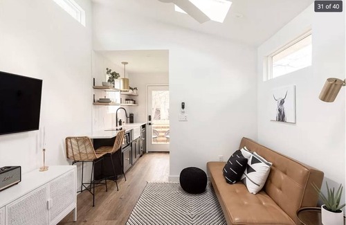 Austin House | TiNy HoMe-10min S Congress/Barton Springs/Downtown