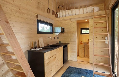 Saint-Jacques-d'Ambur Ski Chalet | Tiny house AMBUR Unusual accommodation