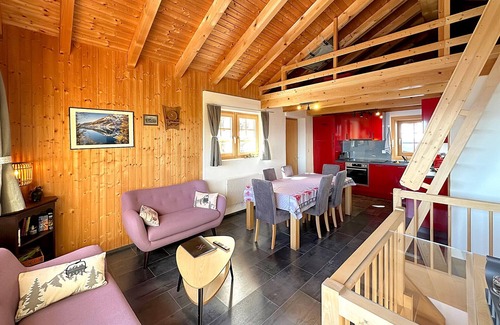 Monteiller Ski Chalet | Tiny House facing the Alps - Ski in and out