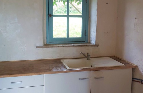 Yvrandes House | Tiny house isolated in nature with dry toilets on large private land