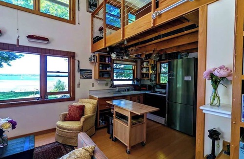 Trenton House | Tiny Trenton Beach House
