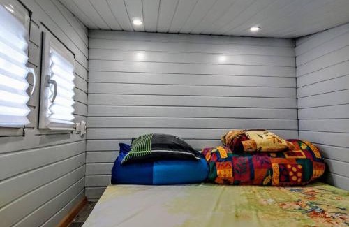 Sector 3 Apartment | Tiny White Home (Self Check-In)
