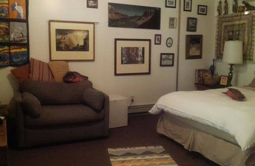 Winamac Cabin | TIPPECANOE ROOM Individual Rental. 1 QUEEN BED, 2 GUESTS ONLY ROOM