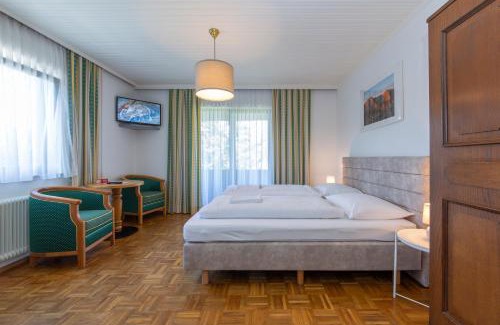 Sankt Georgen im Attergau House | Tirolerhof