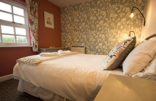 Holestone Moor Cabin | Tissington Cottage- Darwin Lake Holiday Village