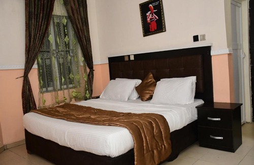 Amuwo Odofin Hotel | Titanic Ocean View Hotel