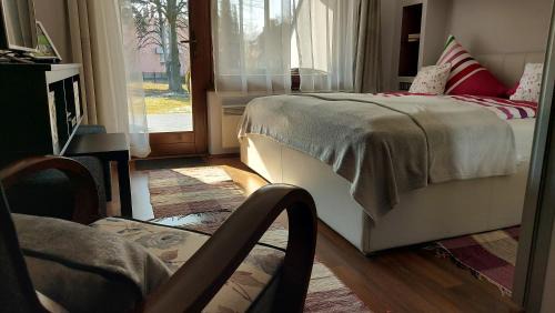 Bukfurdo Apartment | Titi Classic & Trendy Apartman